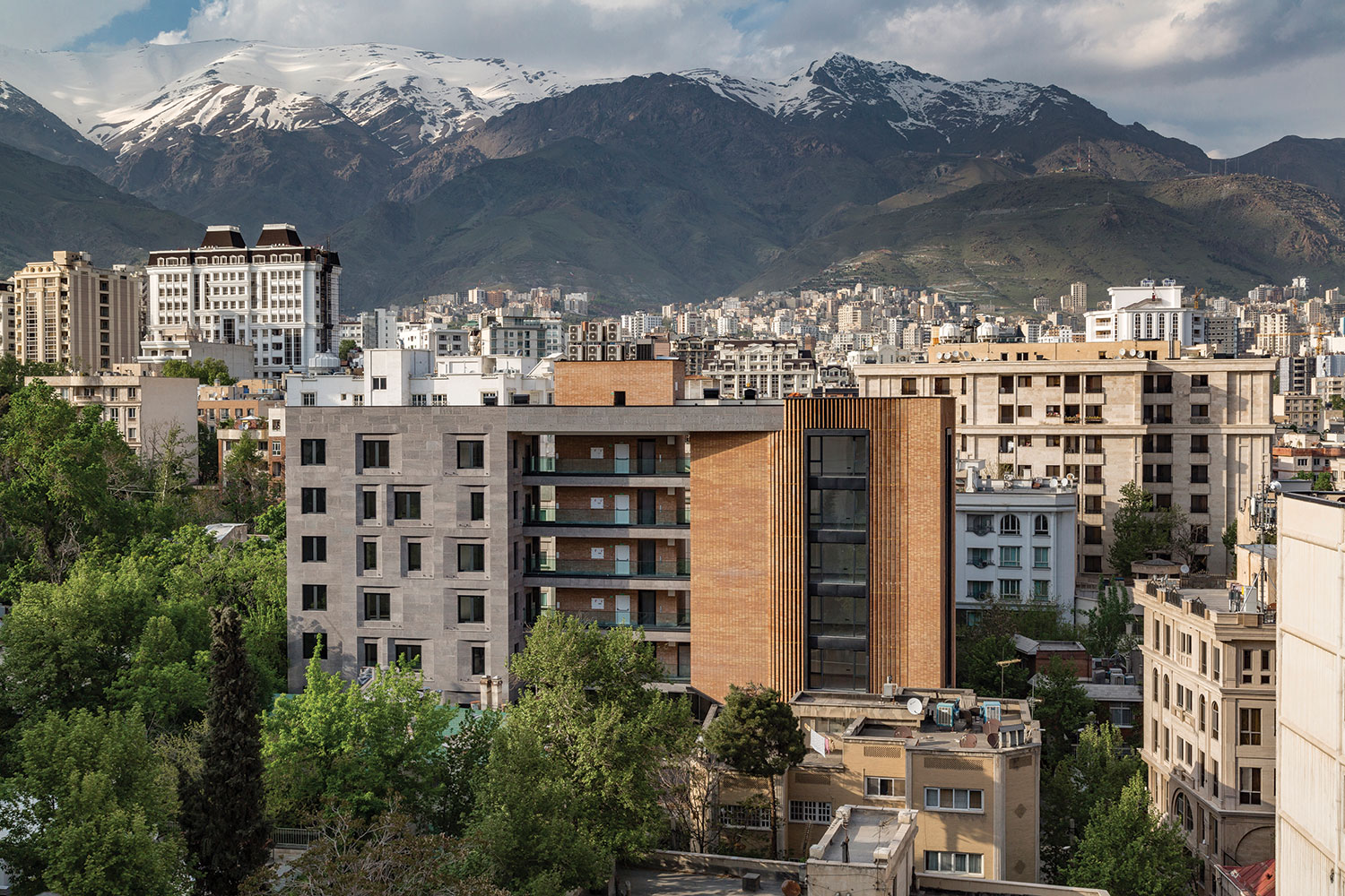 ساختمان اداری صبا الهیه