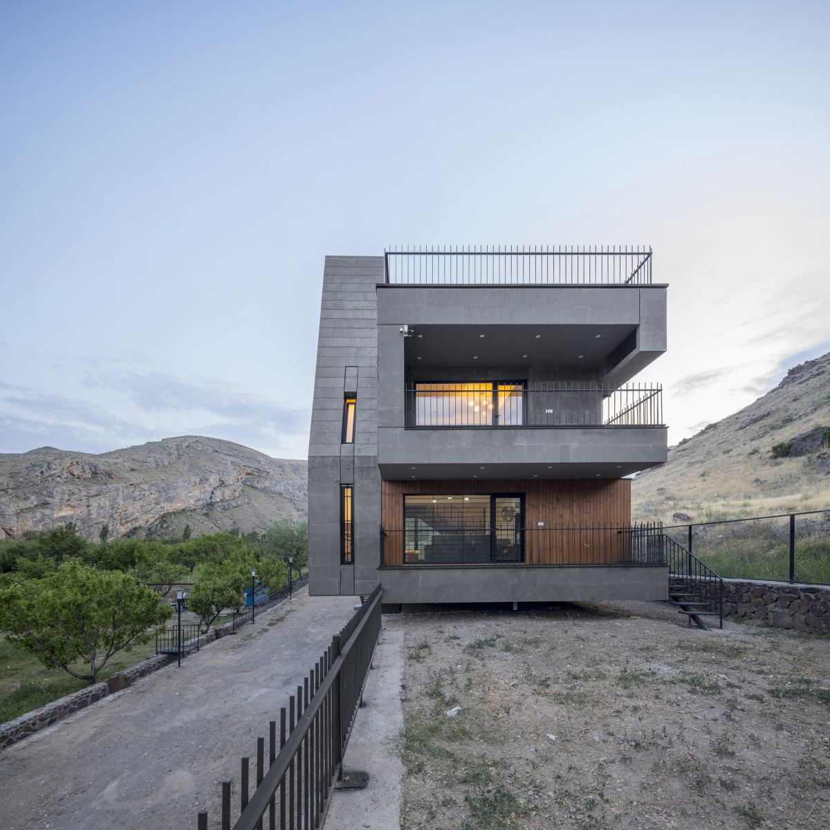 ویلای خاکستری